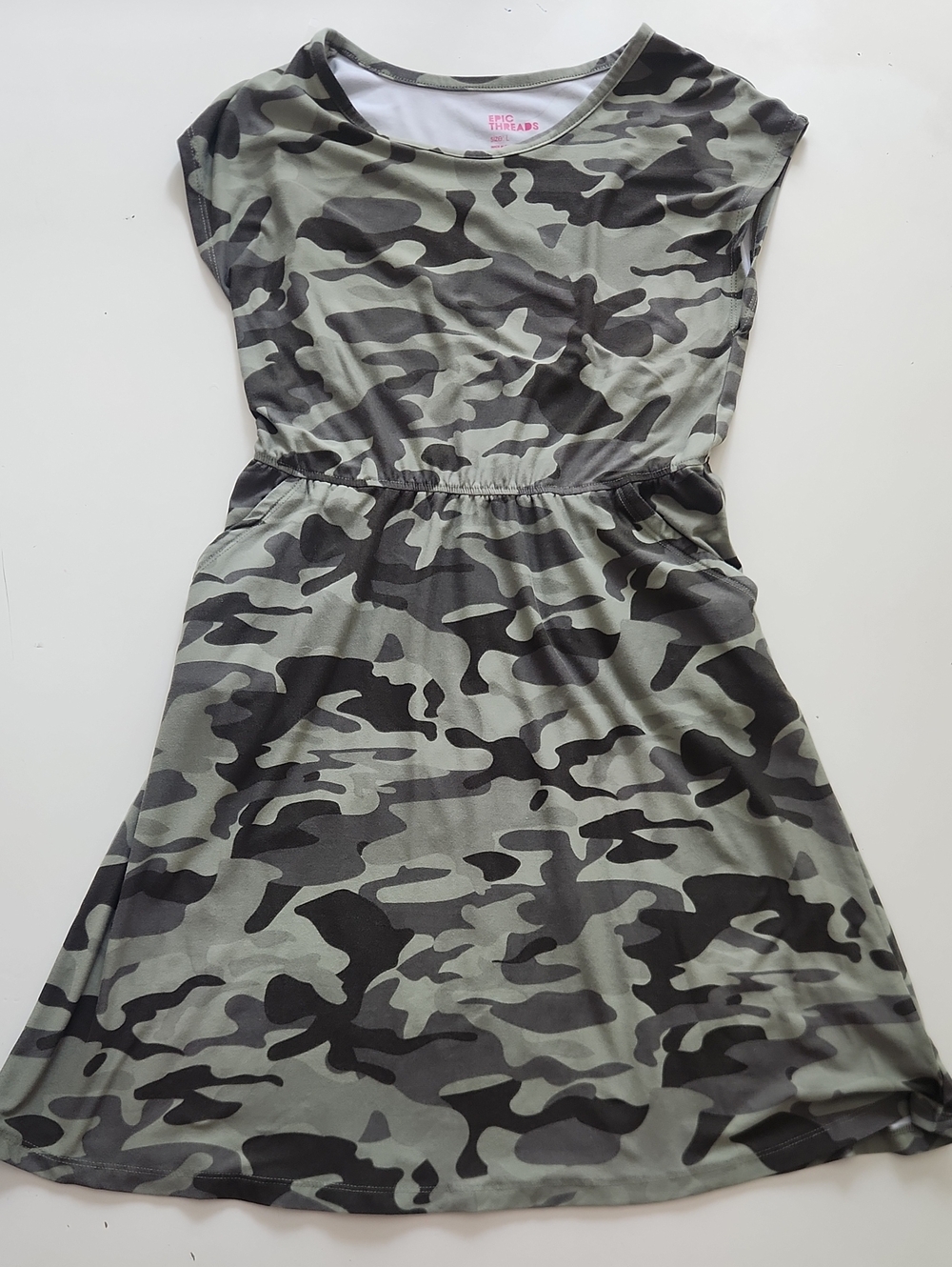 Epic Threads Green Camo Dress Large